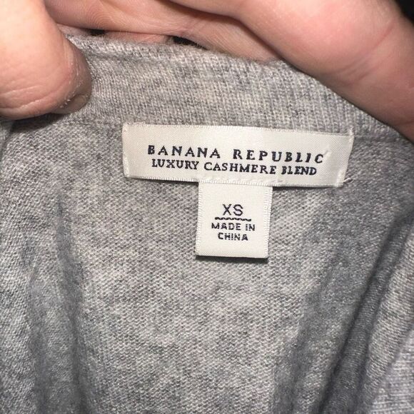 Banana Republic heathered gray luxury cashmere XS pullover sweater - Picture 4 of 5